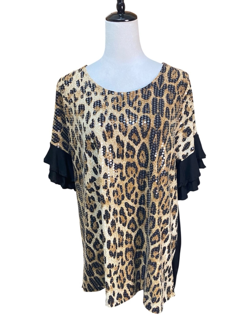 NWT Southern Stitch Leopard Sequin  Ruffle Sleeve Top